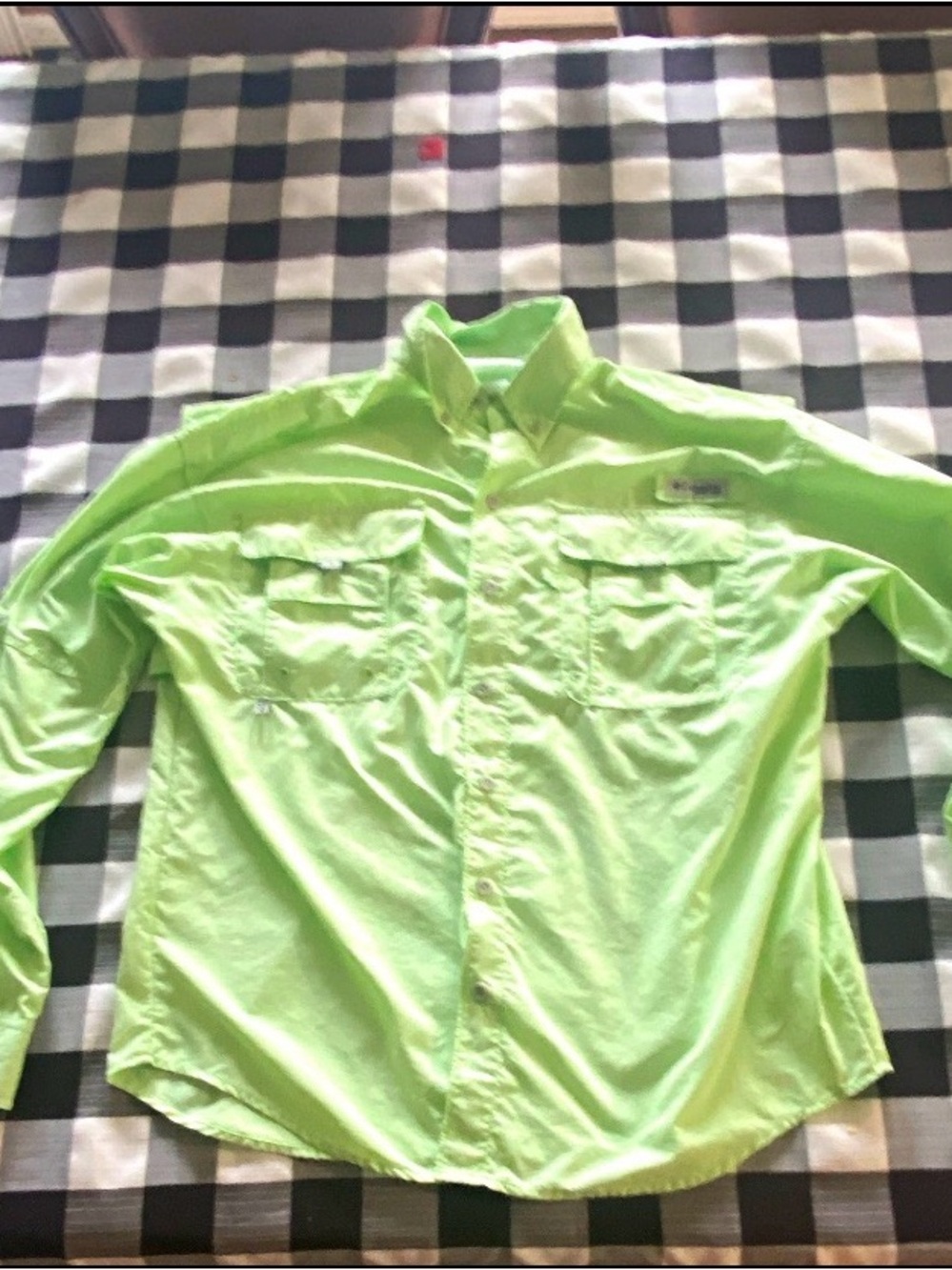 Light Green Men’s Button-Down Columbia Performance Fishing Gear OmniShade Shirt
